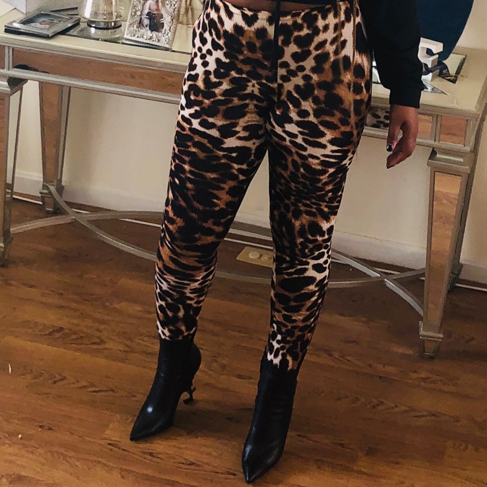 Leo Leggings